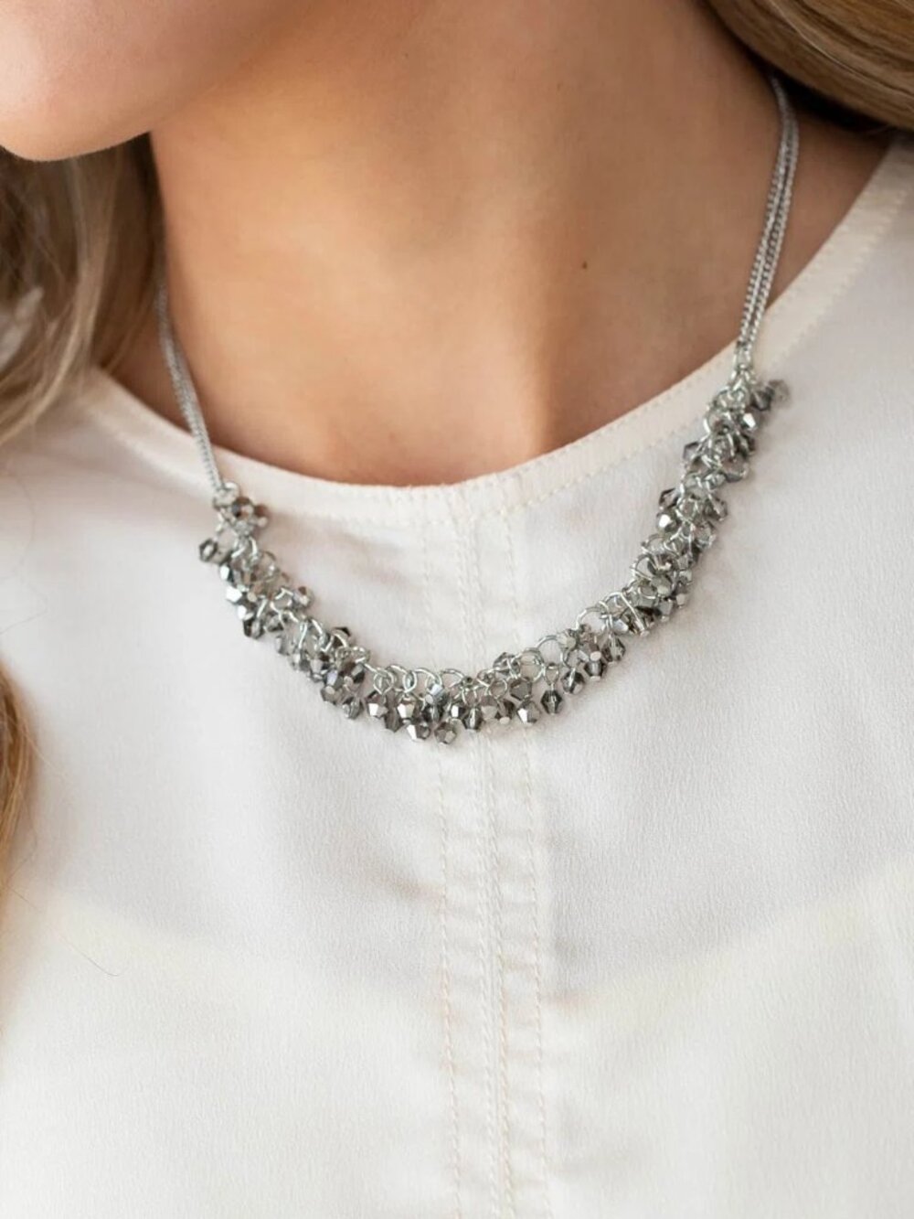 Paparazzi Jewelry Accessories -Let There Be TWILIGHT - Silver Necklace - Vintage